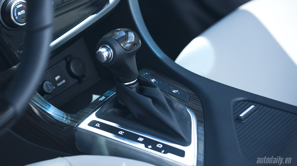 Kia Optima 2015 – Cái nhìn mới về xe Hàn Kia Optima 2015 (55).jpg