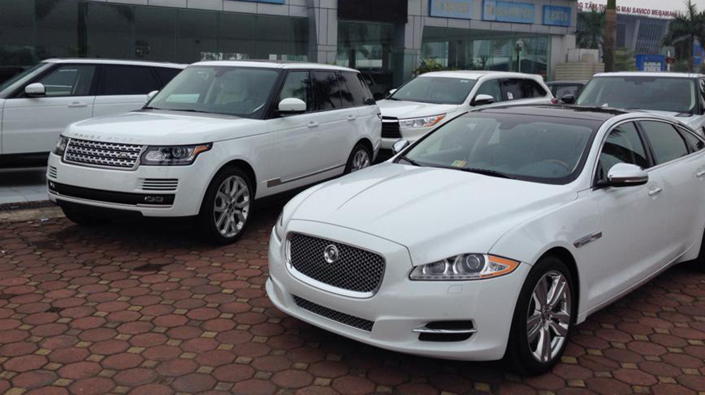 Việt Nam nhập hơn 74.000 ô tô trong 8 tháng Xe_nhap_khau.jpg