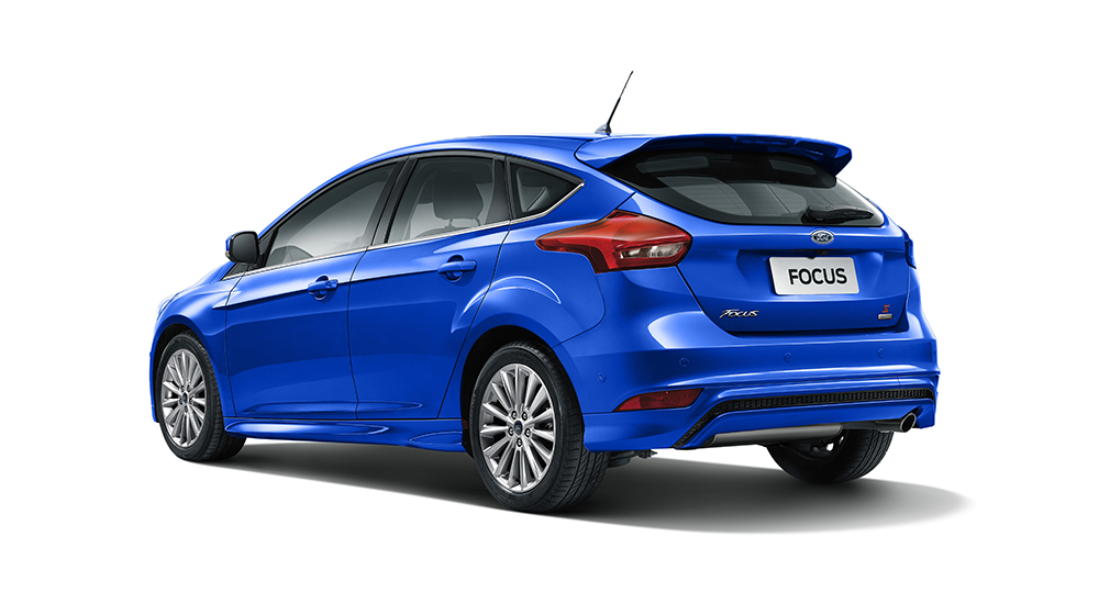 Ford Focus 2015 có gì mới so với phiên bản cũ? Ford_Focus_2015_TCBC (2).jpg