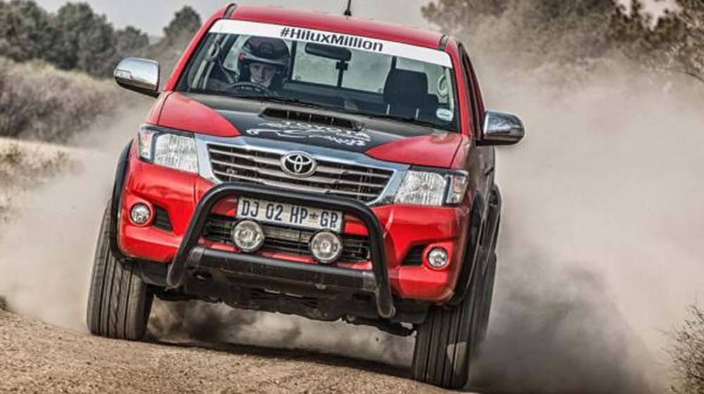 “Choáng” với Toyota Hilux động cơ 455 mã lực Toyota_Hilux_Race (4).jpg