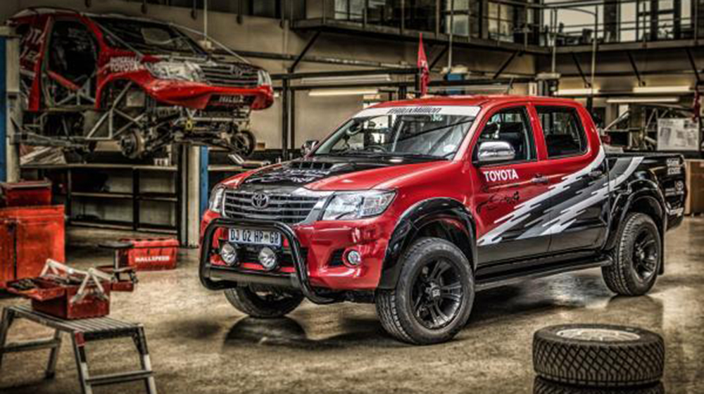 “Choáng” với Toyota Hilux động cơ 455 mã lực Toyota_Hilux_Race (6).jpg