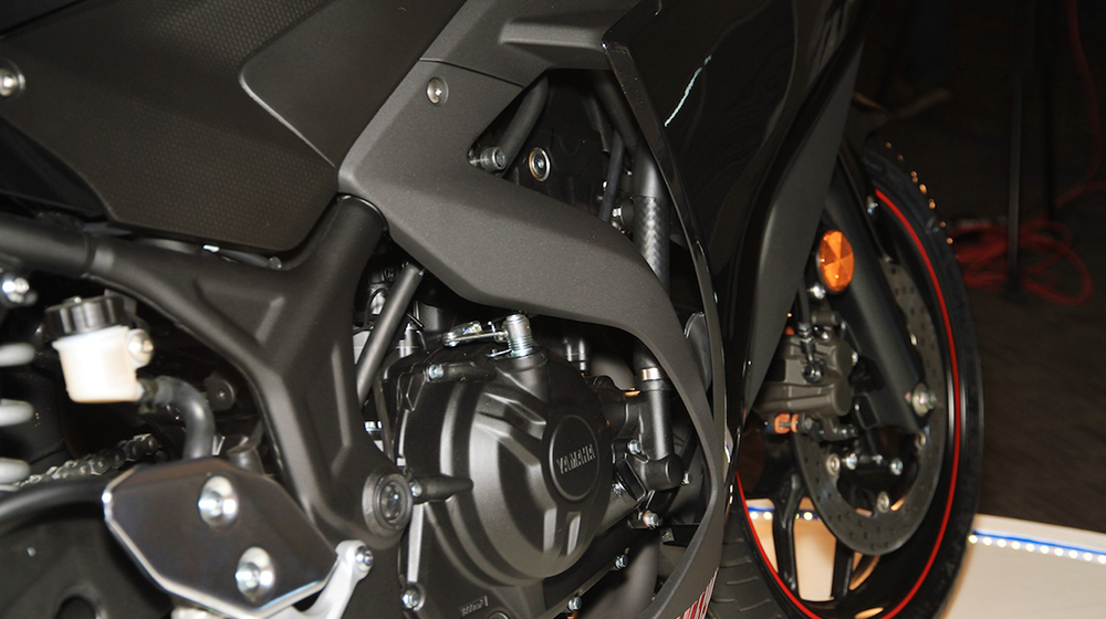 Yamaha đưa môtô 300cc chính hãng về Việt Nam Yamaha_YZF_R3 (4).jpg