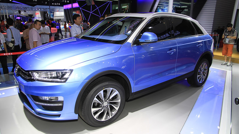 Cận cảnh Audi Q3 phiên bản “nhái” đến từ Trung Quốc Zotye-S21-front-quarters-at-the-2014-Chengdu-Motor-Show.jpg