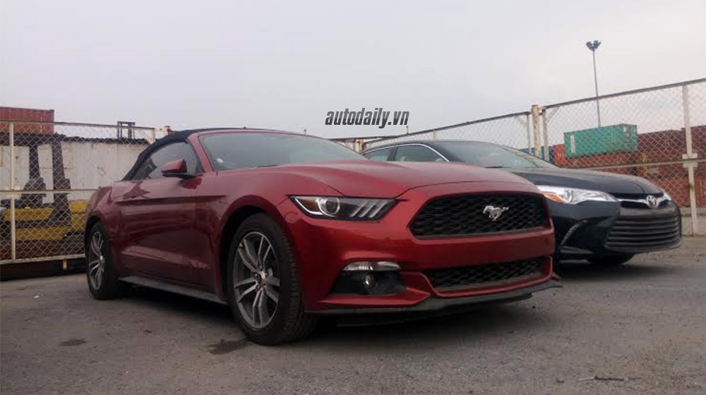 Ford Mustang Convertible 2015 đầu tiên về Việt Nam Ford Mútang (7).jpg