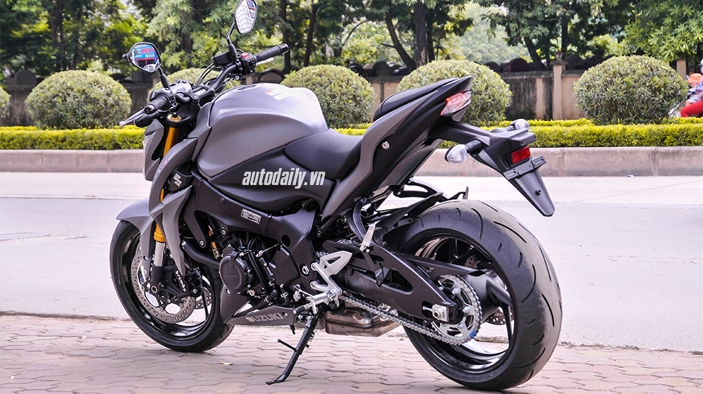 Ảnh chi tiết Suzuki GSX S1000 2015 tại Hà Nội Suzuki GSX S1000 2015 1 copy.jpg