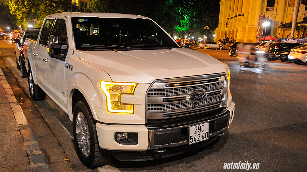 Ảnh chi tiết Ford F-150 2015 trong đêm thu Hà Nội Ford F-150 2015 11 copy.jpg