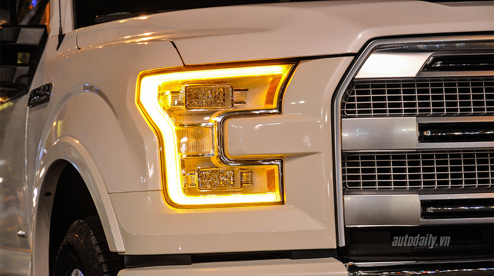 Ảnh chi tiết Ford F-150 2015 trong đêm thu Hà Nội Ford F-150 2015 14 copy.jpg