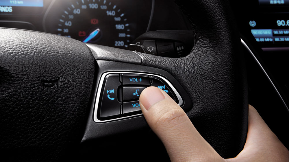 Ford Focus ngày càng thông minh New-Focus-Int_05.jpg