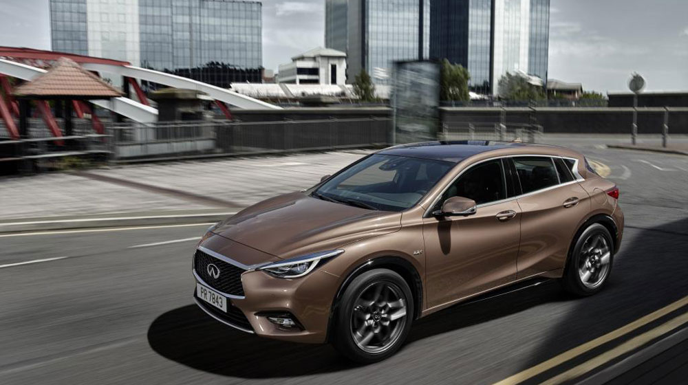 Ảnh chi tiết Infiniti Q30 infiniti-q30-compact (7).jpg