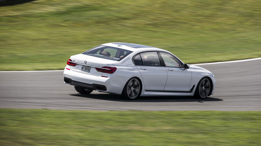BMW 7-Series 2016 chinh phục khách hàng Mỹ 2016-BMW-7-Series-37.jpg