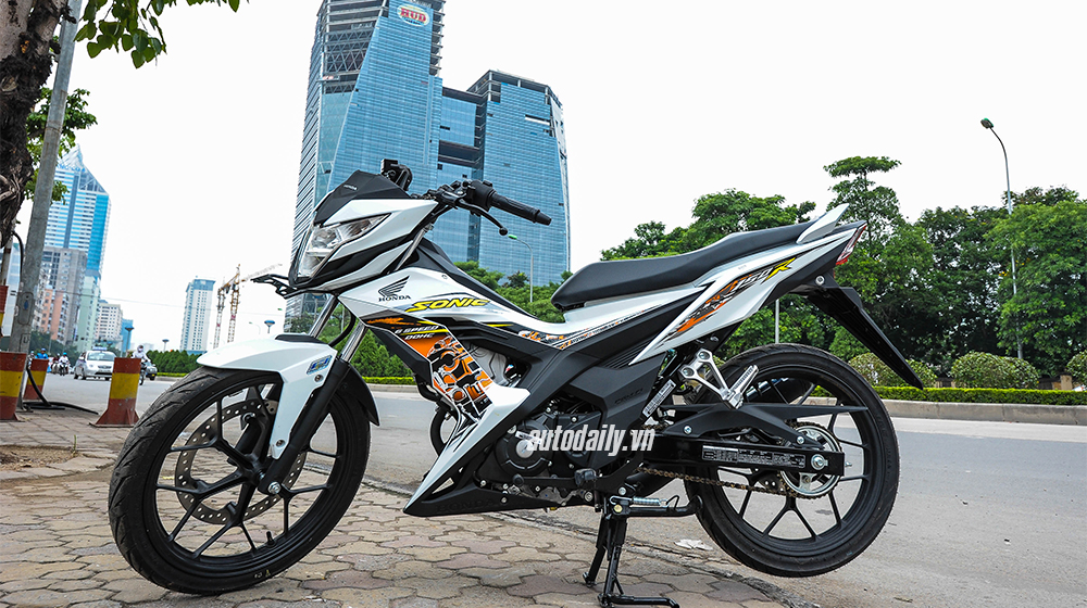 Ảnh chi tiết Honda Sonic 150R tại Hà Nội Honda Honda Sonic (3).jpg