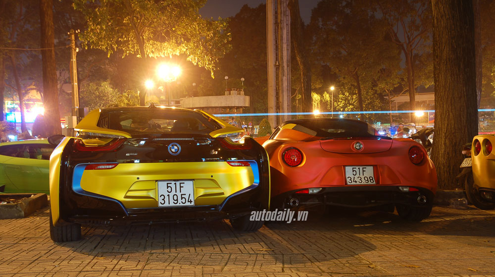 Dàn xe trăm tỷ lung linh dưới ánh đèn đêm Sài Gòn sieu-xe-sai-gon (5).jpg