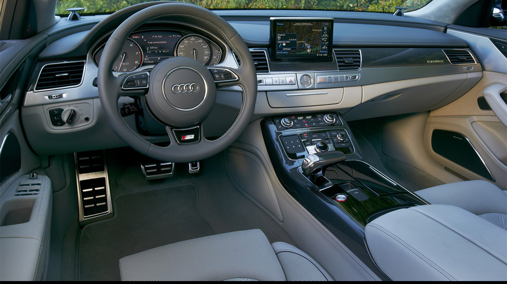Audi S8 2013 bất ngờ xuất hiện tại hà Nội 2013_audi_s8_us_26_1024x768.jpg