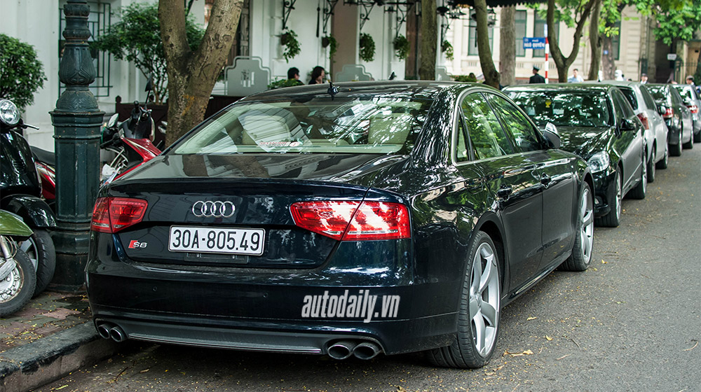 Audi S8 2013 bất ngờ xuất hiện tại hà Nội Audi-S8-2013-(10).jpg
