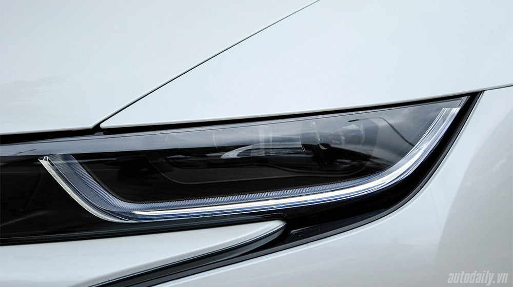Chi tiết BMW i8 trắng vừa về Hà Nội BMW i8 (8).jpg