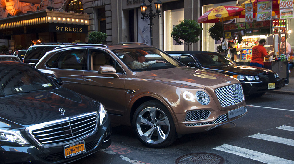 Siêu SUV Bentley Bentayga lần đầu lên phố sau khi ra mắt bentley-bentayga-c631917092015075700_6.jpg
