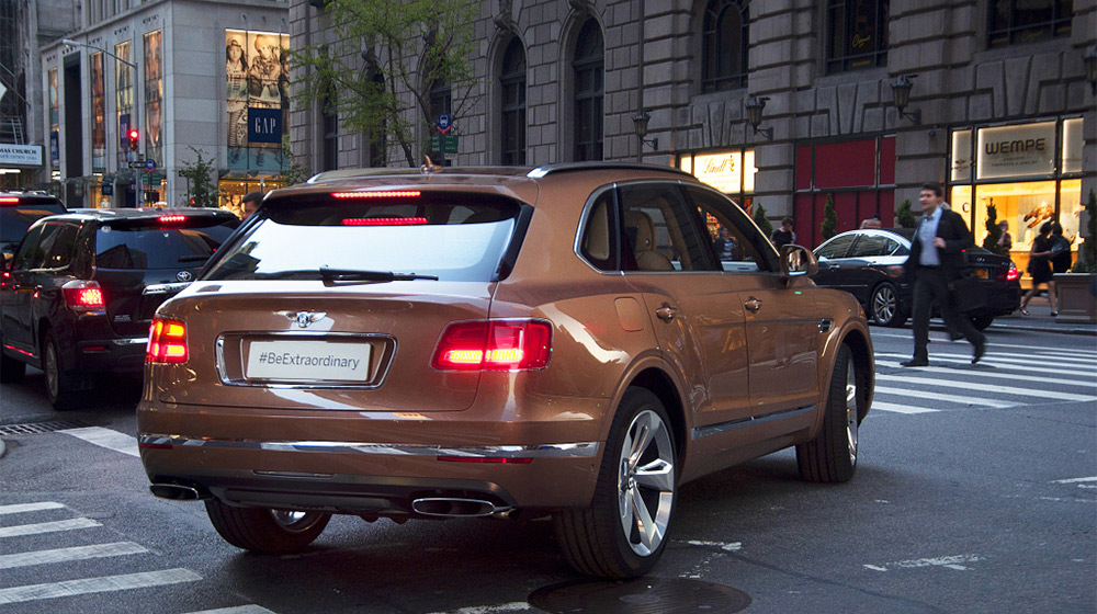 Siêu SUV Bentley Bentayga lần đầu lên phố sau khi ra mắt bentley-bentayga-c631917092015075700_7.jpg