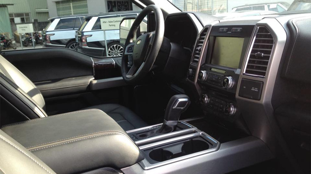 Ford F-150 Platinum 2015 thứ 2 về Việt Nam Ford F-150 (1).jpg