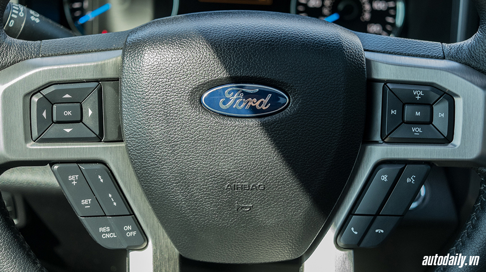 Chiêm ngưỡng Ford F-150 Platinum thứ 2 về Việt Nam Ford_F-150_autodaily (12).jpg