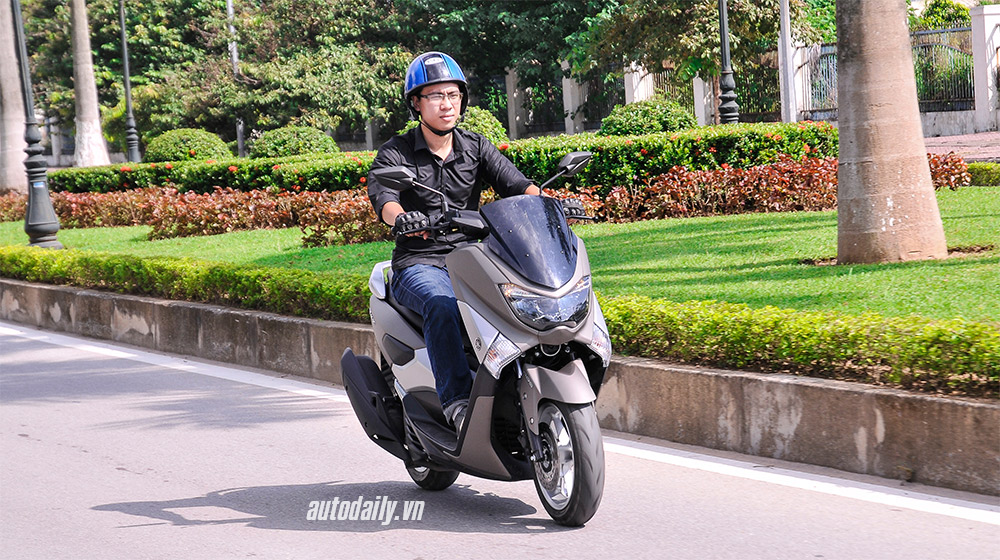 Đánh giá Yamaha NM-X: Scooter cho đàn ông đích thực Yamaha NM-X (42).jpg