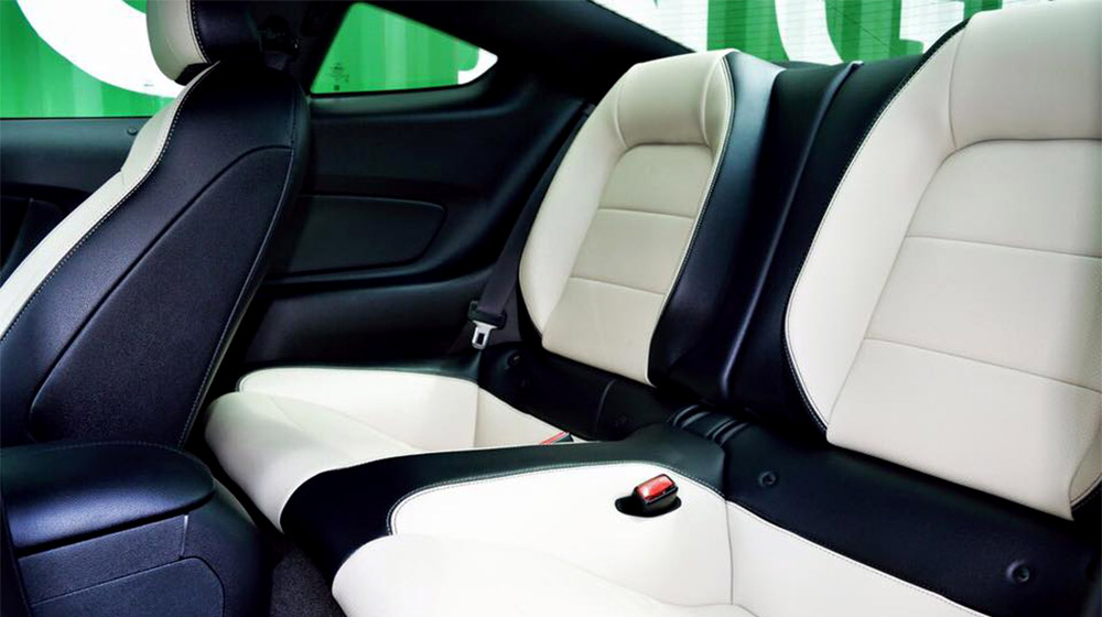 Ảnh chi tiết Ford Mustang GT V8 2015 tại Việt Nam Ford-Mustang-GT-(24).jpg