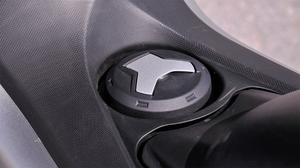 Ảnh chi tiết Yamaha NM-X _ADC4115.jpg