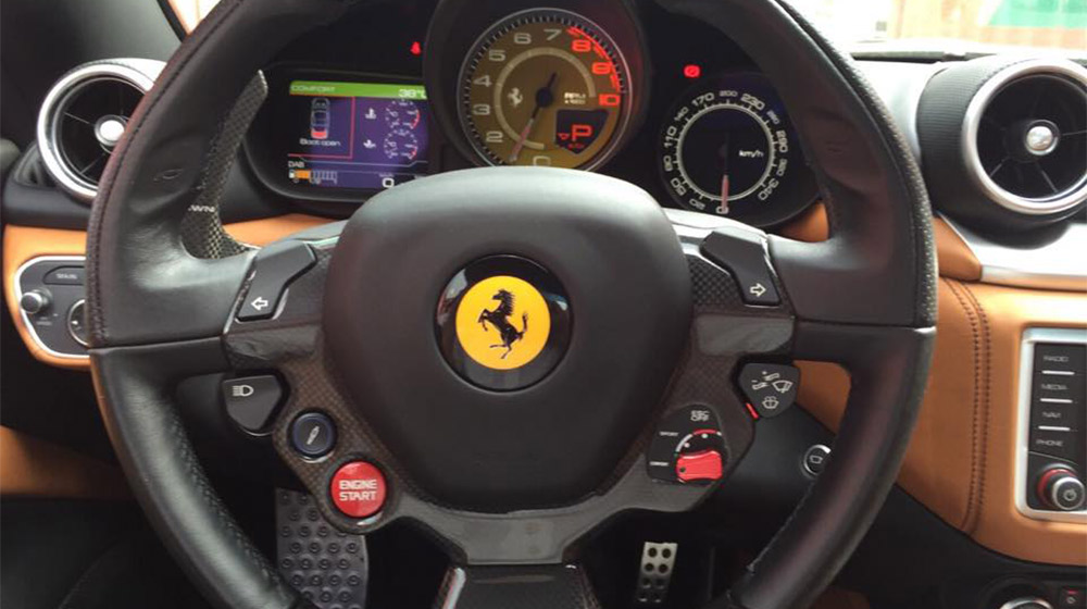 Ảnh chi tiết siêu xe Ferrari California T tại Việt Nam Ferrari California T (4).jpg