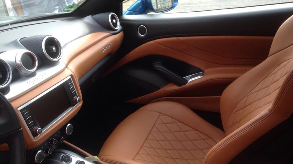 Ảnh chi tiết siêu xe Ferrari California T tại Việt Nam Ferrari California T (6).jpg