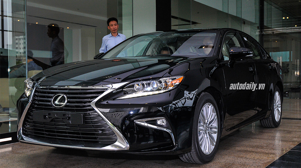 Cận cảnh Lexus ES 2016 đầu tiên về Việt Nam Lexus ES 2016 (30).jpg