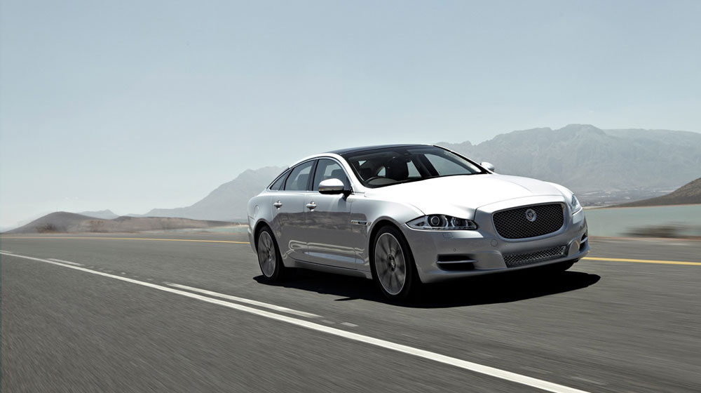 Đội hình xe Jaguar Land Rover sắp xuất hiện tại Hà Nội XJ.jpg