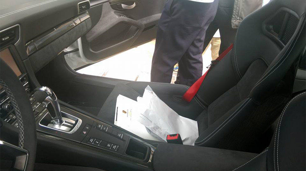 Ảnh chi tiết Porsche 911 GT3 RS tại Việt Nam Porsche 911 GT3 RS (9).jpg