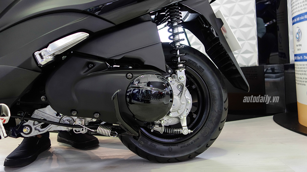 Cận cảnh đối thủ của Honda Lead vừa ra mắt Yamaha_Acruzo (4).jpg