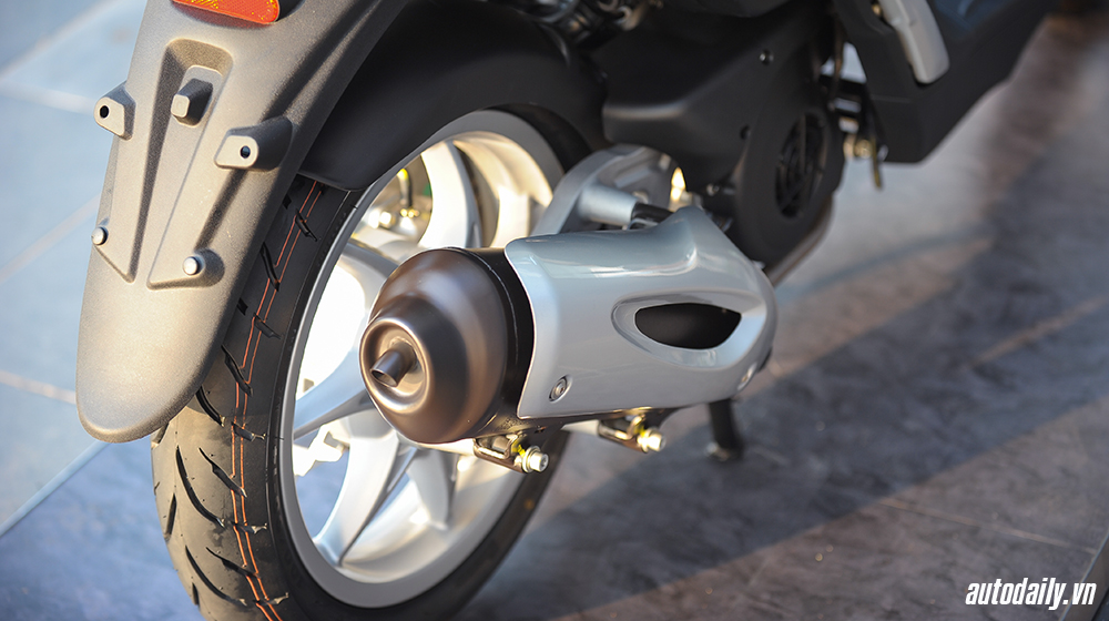Cận cảnh Piaggio Liberty ABS vừa 