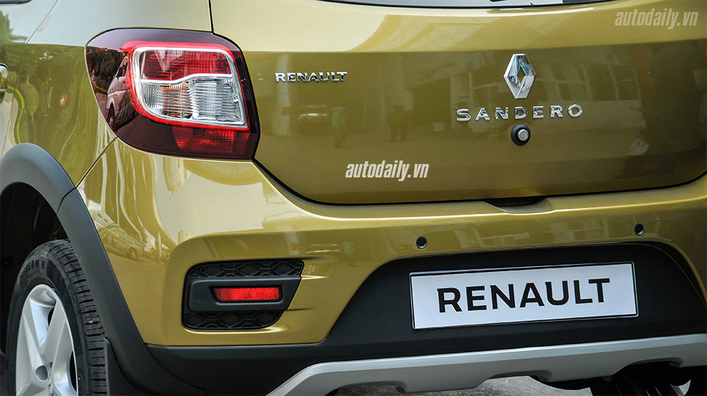 Ảnh chi tiết Renault Sandero Stepway tại Hà Nội Renault Sandero (12).jpg