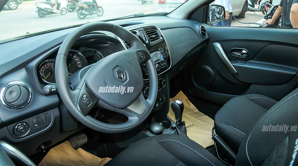 Ảnh chi tiết Renault Sandero Stepway tại Hà Nội Renault Sandero (14).jpg
