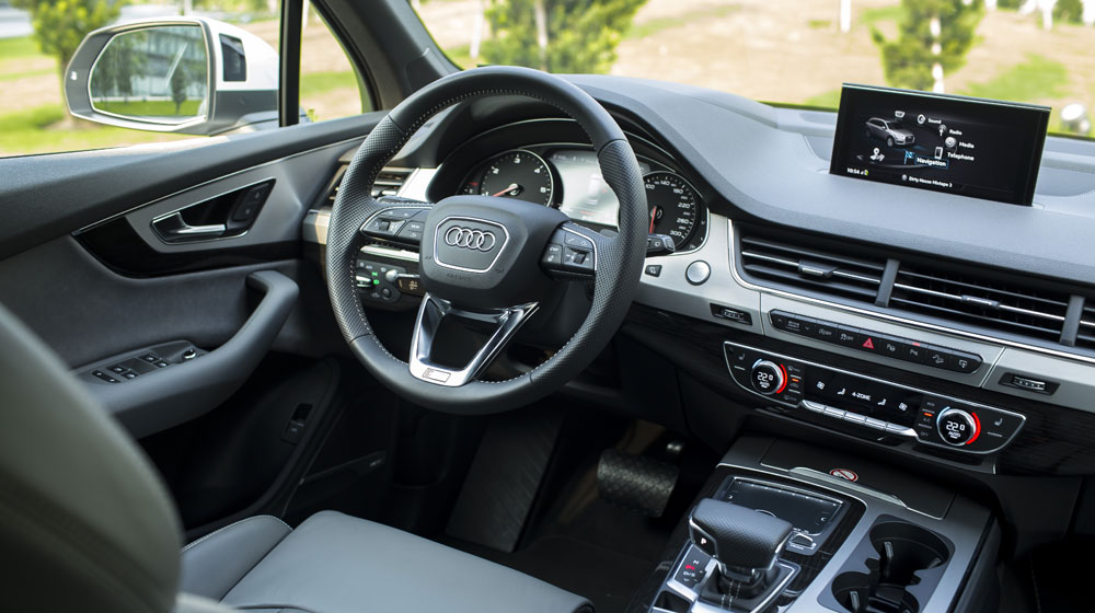 Audi Việt Nam vén màn Q7 2016 trước ngày khai mạc VIMS 2015 audi-q7-2016-1.jpg