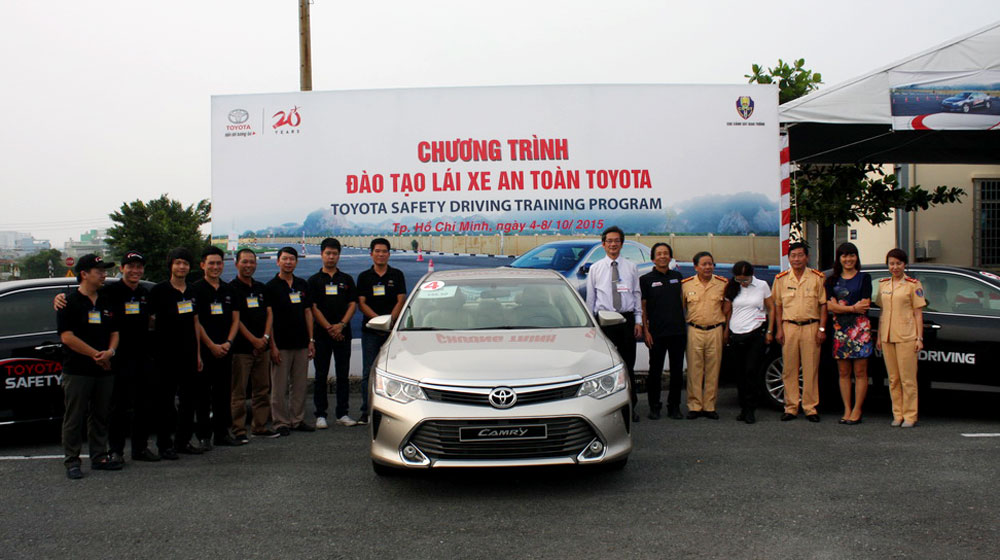 Toyota Việt Nam tiếp tục triển khai chương trình đào tạo lái xe an toàn tmv-lai-xe-an-toan (1).jpg