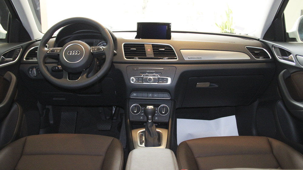 Audi mang cặp đôi “hàng hot” đến VIMS 2015 14.jpg