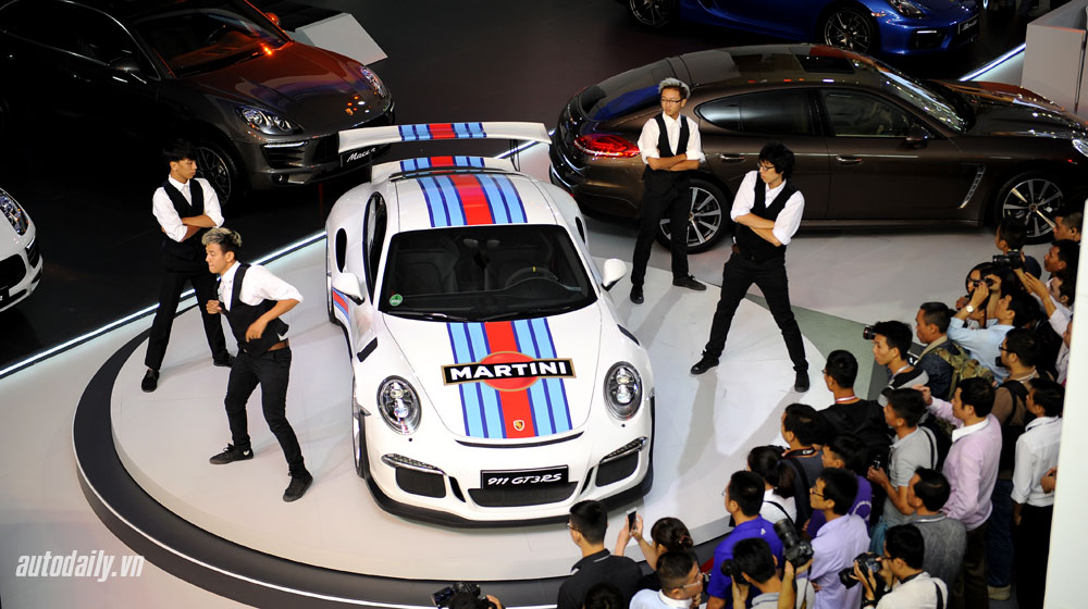 Màn trình diễn ấn tượng của Porsche tại VIMS 2015 vims-2015-porsche-1-1.jpg