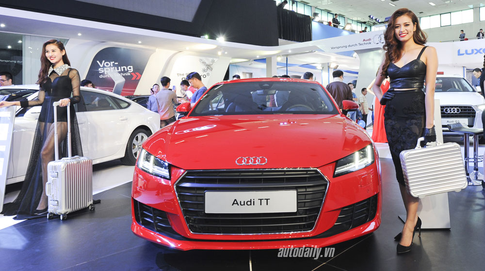 RIMOWA đồng hành cùng Audi tại VIMS 2015 RIMOWA-Audi (1).jpg