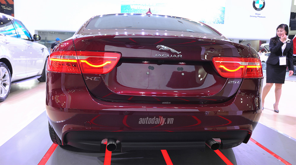 Jaguar XE 2016 chính thức ra mắt thị trường Việt Jaguar XE (17).jpg