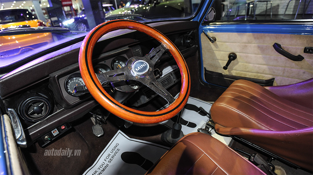 Ảnh chi tiết Mini Mark II tại VIMS 2015 xe mini cổ (1).jpg