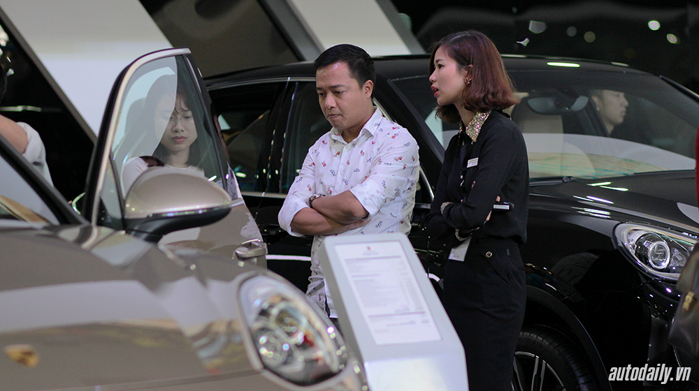 “Hóng” độ “hút khách” của gian hàng Porsche tại VIMS 2015 IMG_2307.JPG