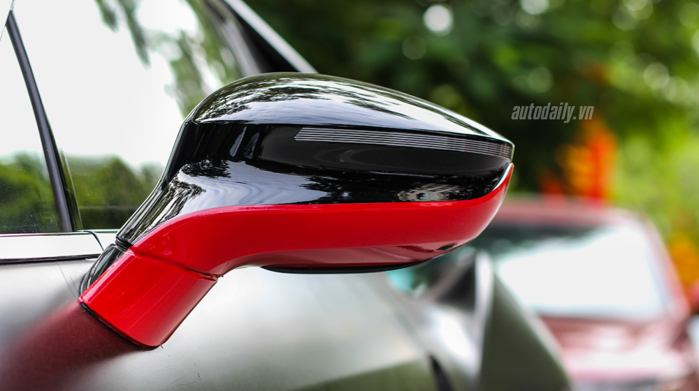 Ngây ngất trước vẻ đẹp của BMW i8 đen mờ tại Hà Nội BMW i8 đen mờ (9).jpg