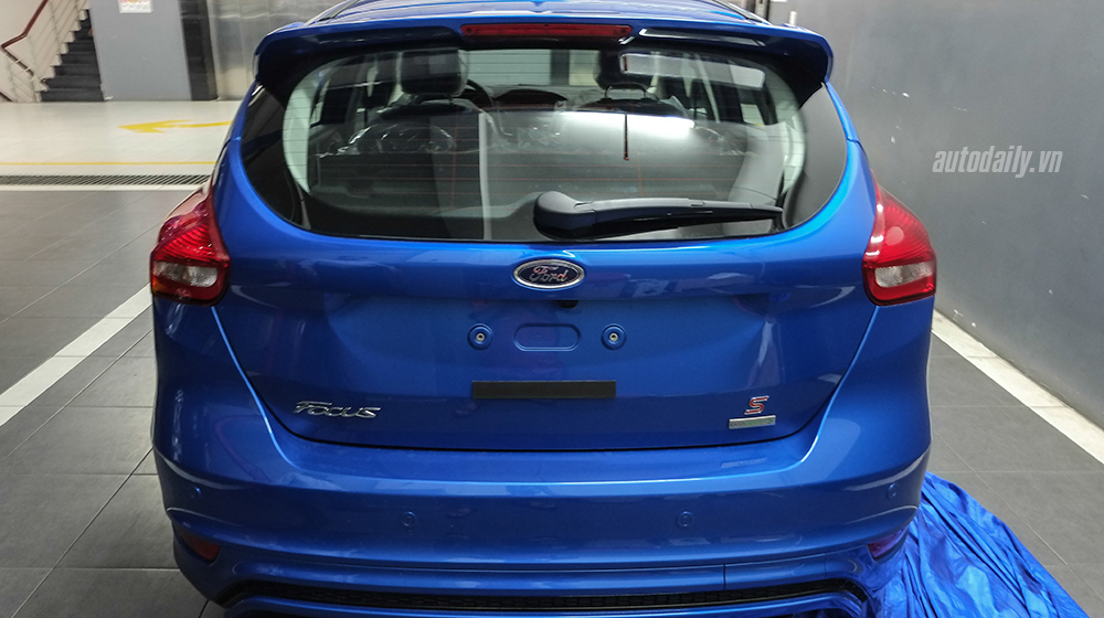 Ảnh chi tiết Ford Focus 2015 tại Việt Nam Ford_Focus_2016 (5).jpg