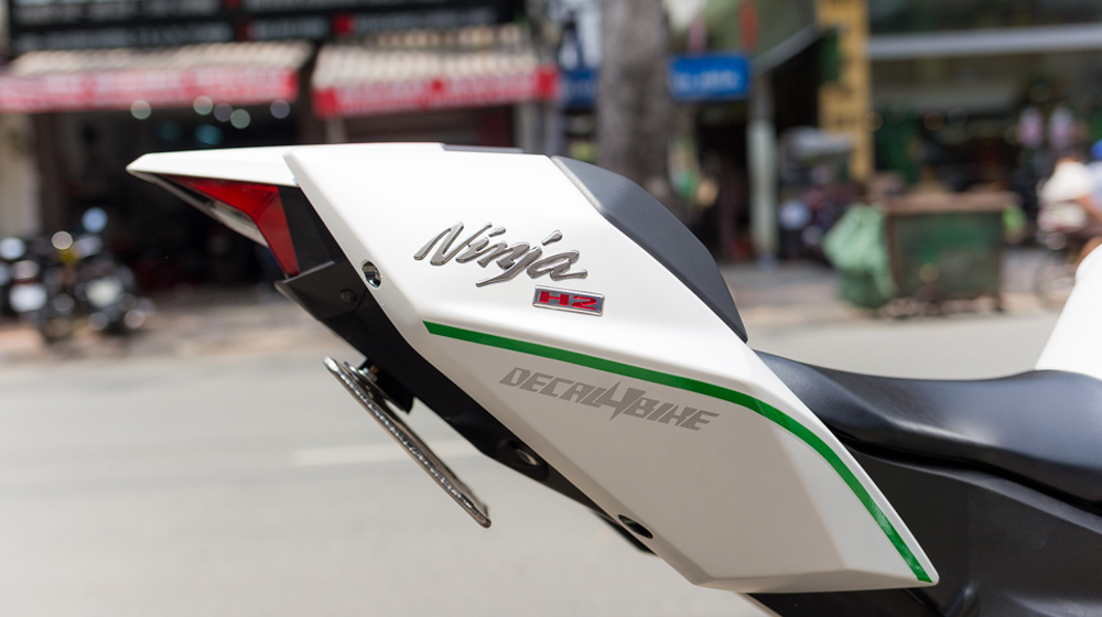 Kawasaki Ninja H2 lên tem Ghost Edition cực chất tại Sài Gòn Kawasaki Ninja H2 (1).jpg