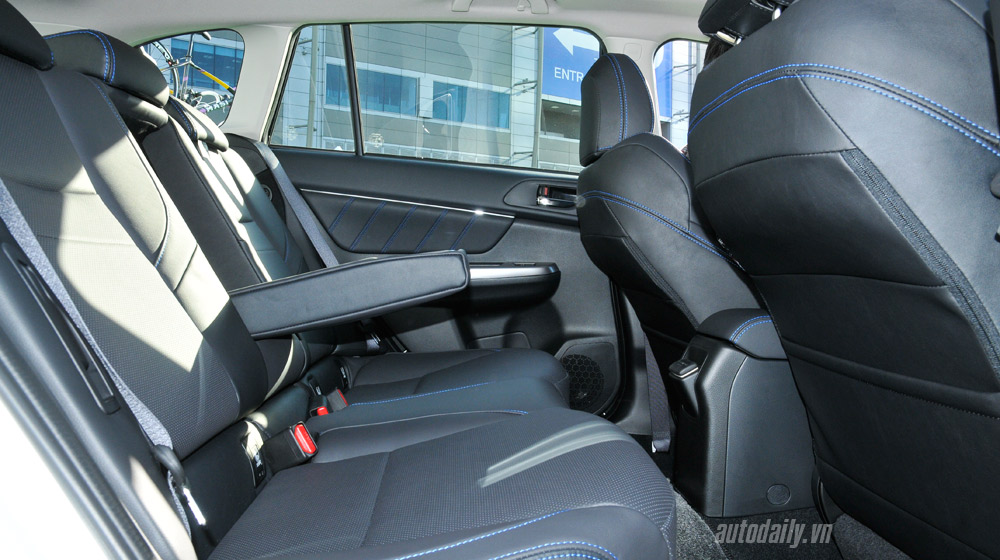 “Soi” chi tiết Subaru Levorg sắp về Việt Nam Subaru Levorg (20).jpg