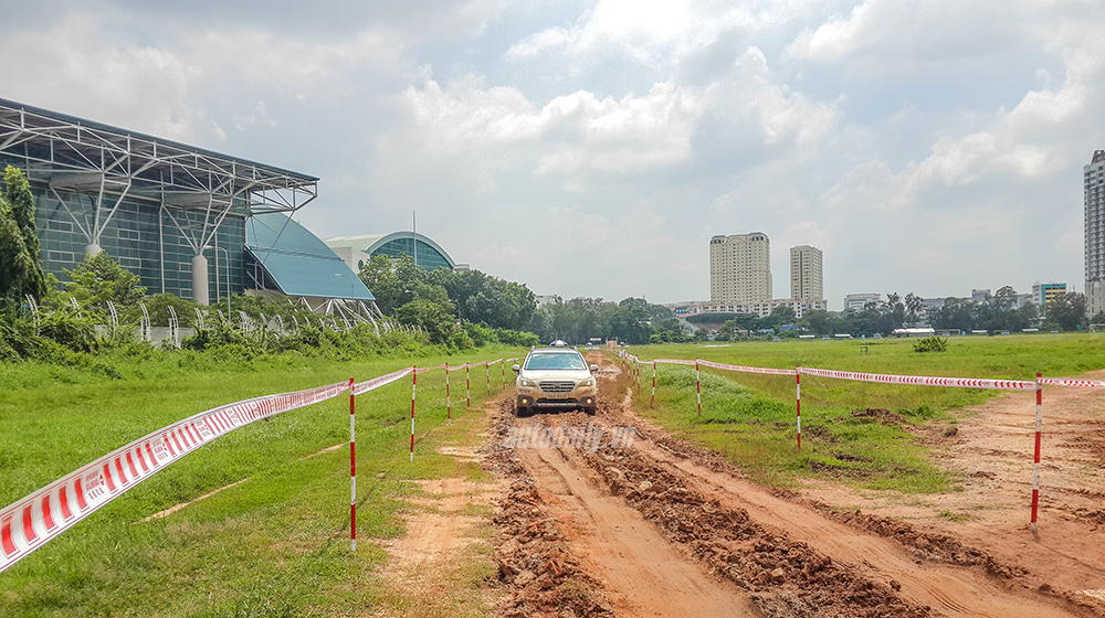 Subaru tổ chức chương trình off-road tại TP. HCM 20151017_112701.jpg