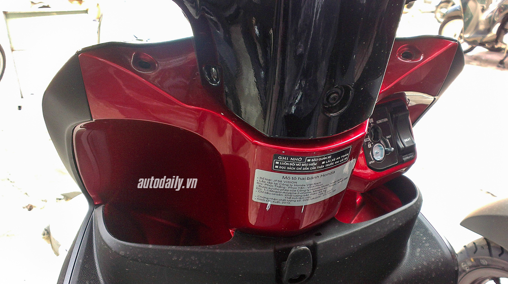 Ảnh chi tiết Vision phiên bản đen mờ Honda Vision (4).jpg