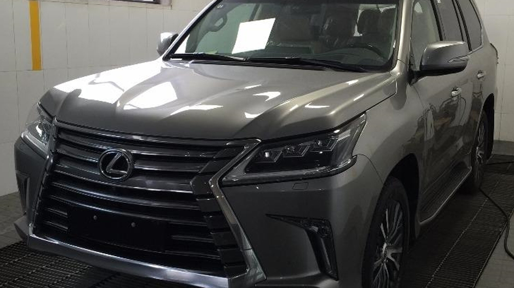 Ảnh chi tiết Lexus LX570 2016 tại Việt Nam Lexus LX570 2016 (5).jpg